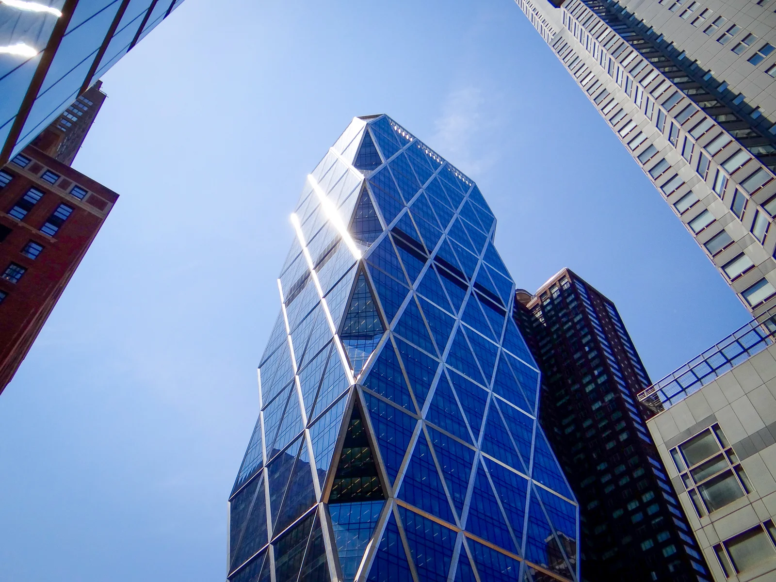 Hearst Tower von Norman Foster mit Diamantfassade in Midtown Manhattan New York City